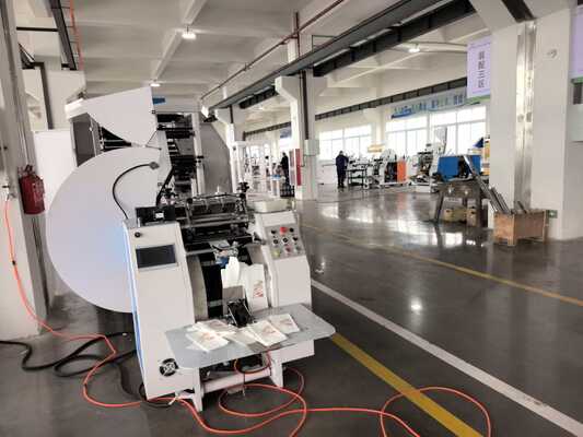 CMYK Flexo εκτυπωτής χαρτιού Τσάντα για ψώνια Μηχανή κατασκευής 50Hz 60Hz Ηλεκτροδότηση Συνολική ισχύς 15 KW Κατάλληλο για συσκευασία μεγάλης κλίμακας