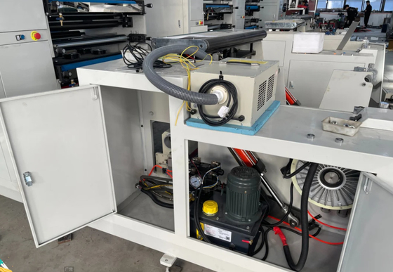 Μηχάνημα εκτύπωσης Flexo με αυτοκόλλητο χαρτί σε ρολό 1 χρώματος, χρησιμοποιήστε στεγνωτήρα υπερύθρων και διαλύτη μελάνης