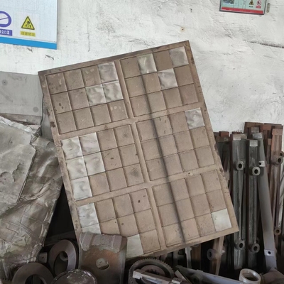 Επίπεδη μηχανή 1300Model 1300*920 5500kg τεμαχισμού και εγκοπών Τύπου
