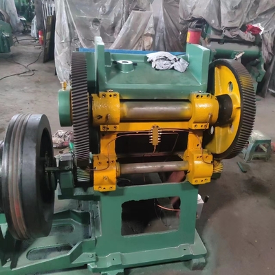Επίπεδη μηχανή 1300Model 1300*920 5500kg τεμαχισμού και εγκοπών Τύπου