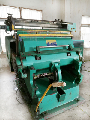 Hj-1500T αποτυπώνοντας τη μηχανή 1500*1050mm σε ανάγλυφο πίνακας διαμόρφωσης 150T