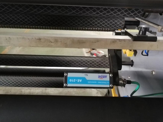 Hj-1100a-ΙΙΙ σκίζοντας τη μηχανή 0.5mm πλάτος 450m/Min 13KW Rewinder BOPP 1100mm