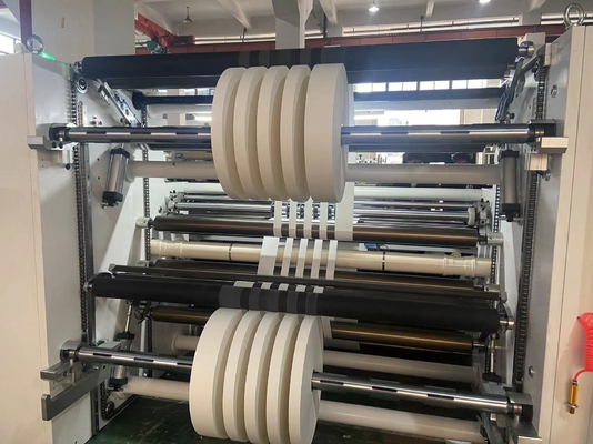 Slitter ταινιών 1350mm υψηλή ταχύτητα 30g/M2~350g/M2 Rewinder