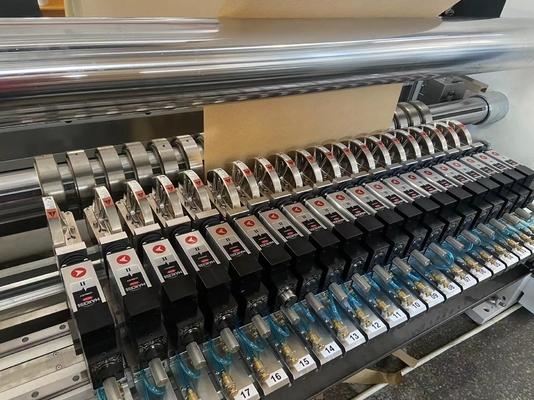Slitter υψηλής ταχύτητας η μηχανή 1-200m/Min Rewinder επιταχύνει 1500mm Max