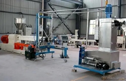 Καυτό τέμνον πλαστικό Granulator πλαστικό αποβλήτων γραμμών παραγωγής εξωθητών